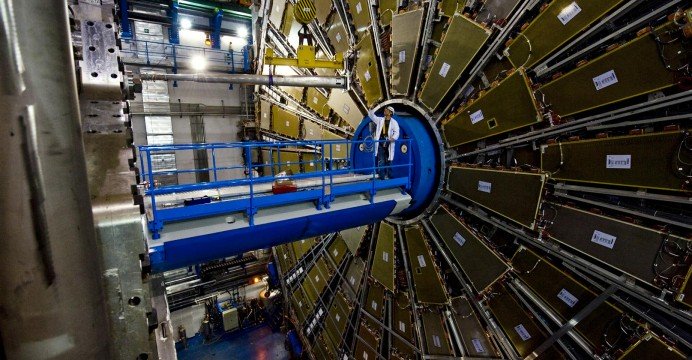 CERN Expects To Contact Parallel Universe In a Few Days